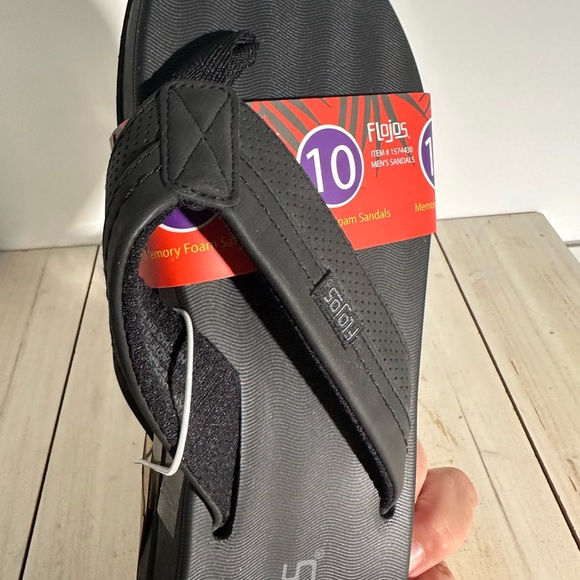 Men’s Flojos Classic Black Sandals/ flip flops SZ 10 NWTS - Picture 6 of 6